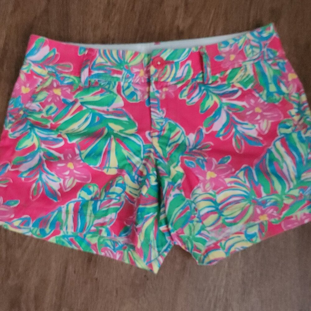 Lilly Pulitzer Callahan Shorts size 8